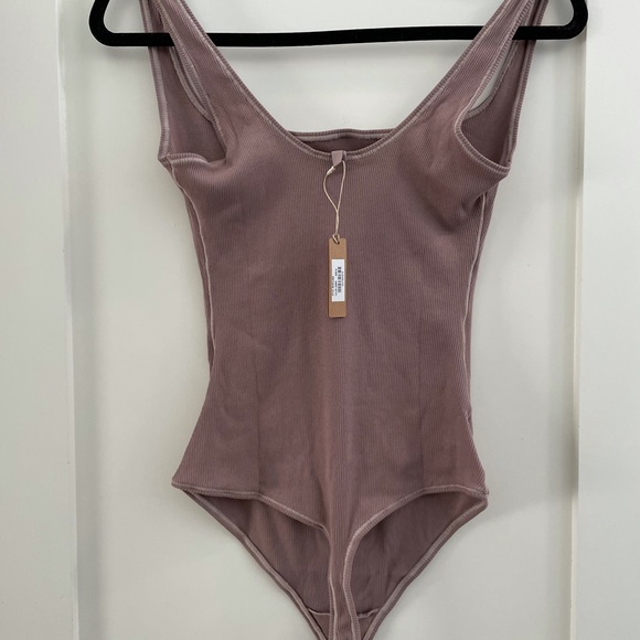 NWT SKIMS Cotton Ribbed Bodysuit - Picture 3 of 5